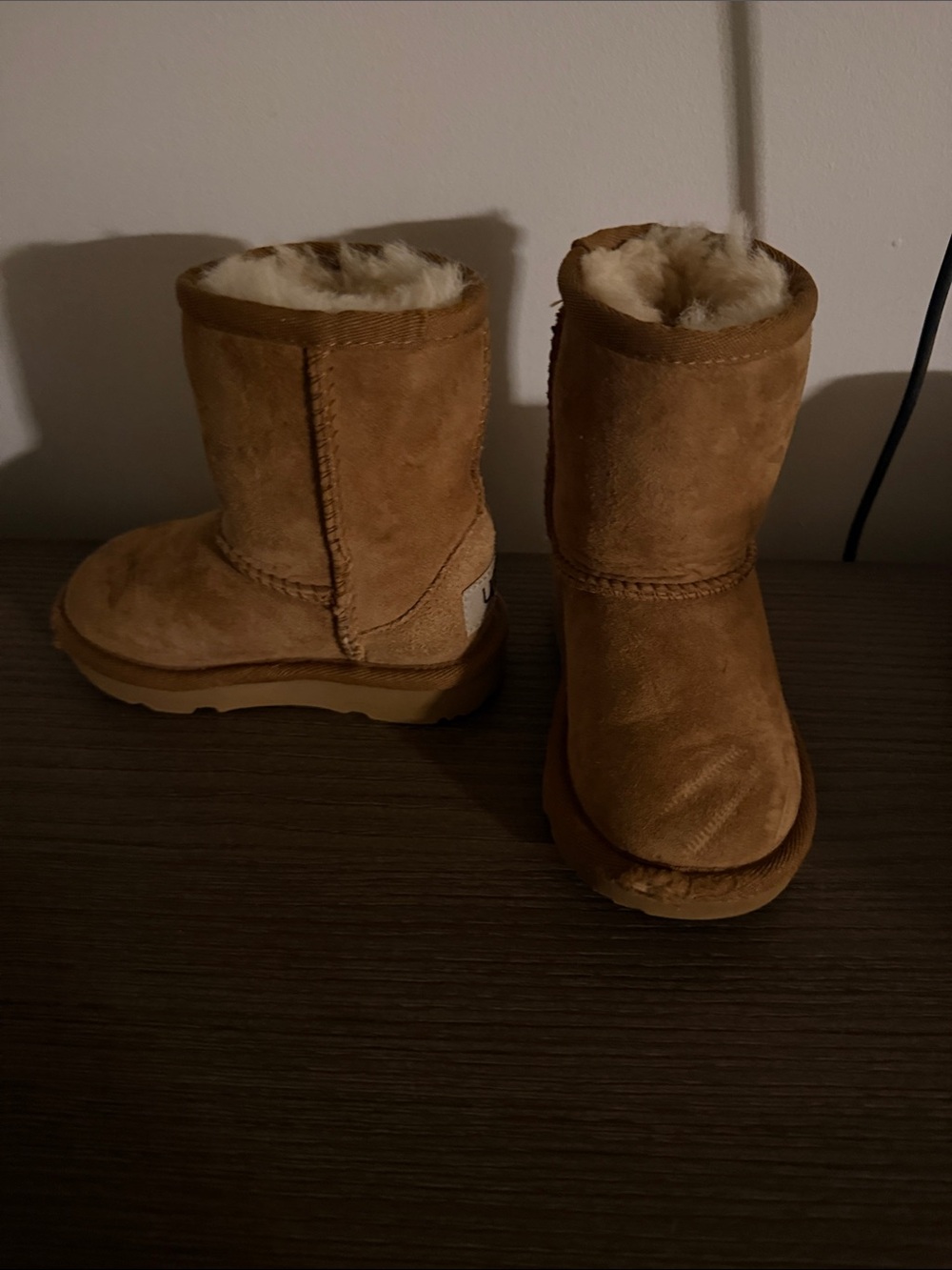 UGG Kids / Toddler Classic Chestnut Shearling Lined Suede Boots